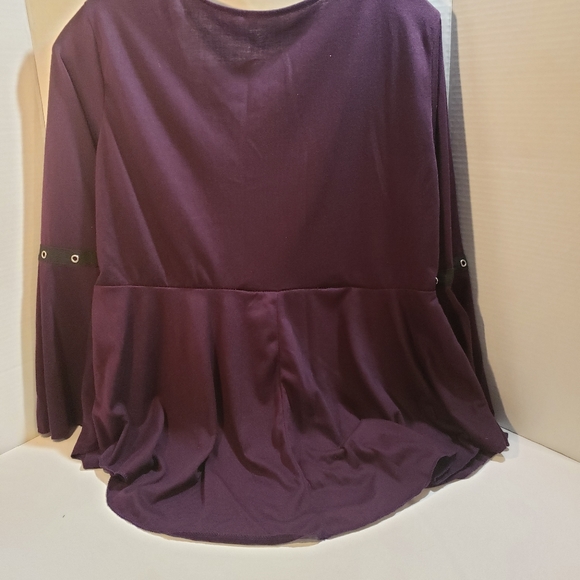 Maroon Pheasant Top - Picture 4 of 4